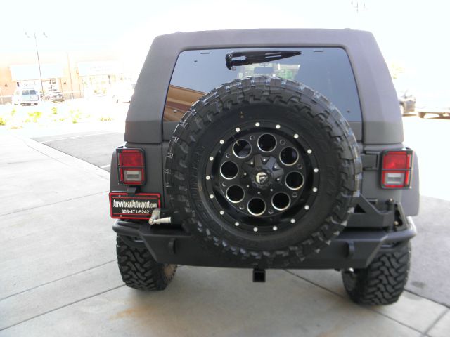 Jeep Wrangler 2013 photo 18