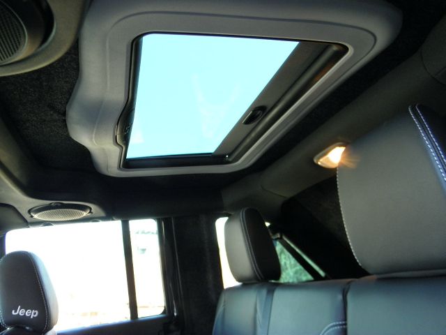 Jeep Wrangler 2013 photo 22