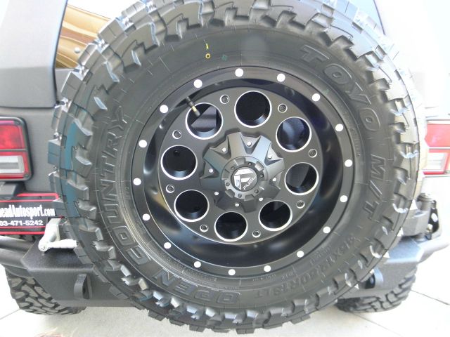 Jeep Wrangler 2013 photo 37