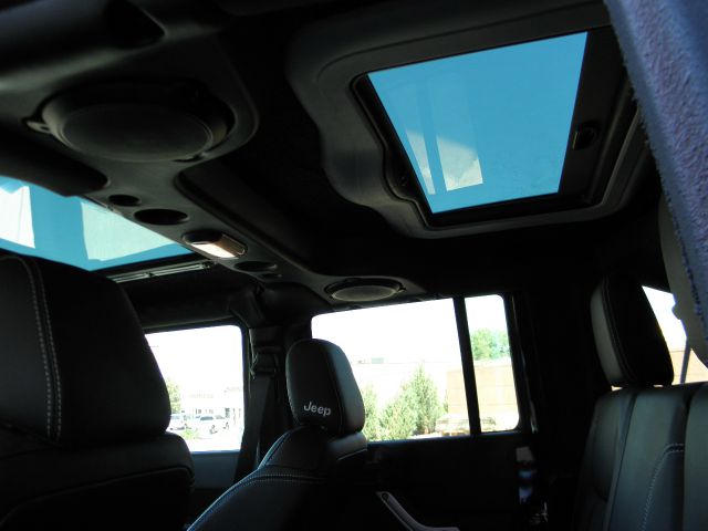 Jeep Wrangler 2013 photo 39