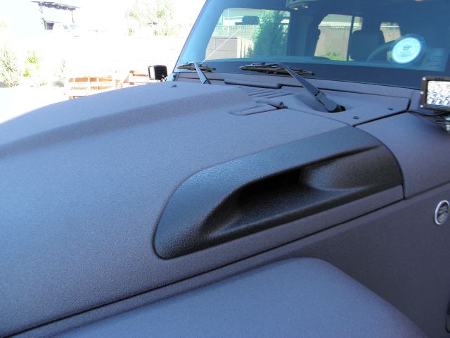 Jeep Wrangler 2013 photo 61