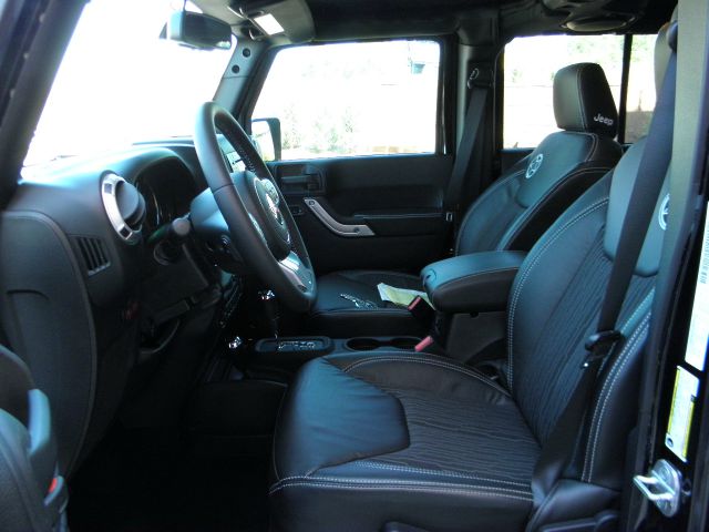 Jeep Wrangler 2013 photo 77