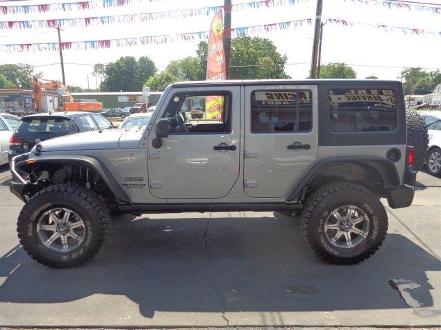 Jeep Wrangler 2013 photo 1