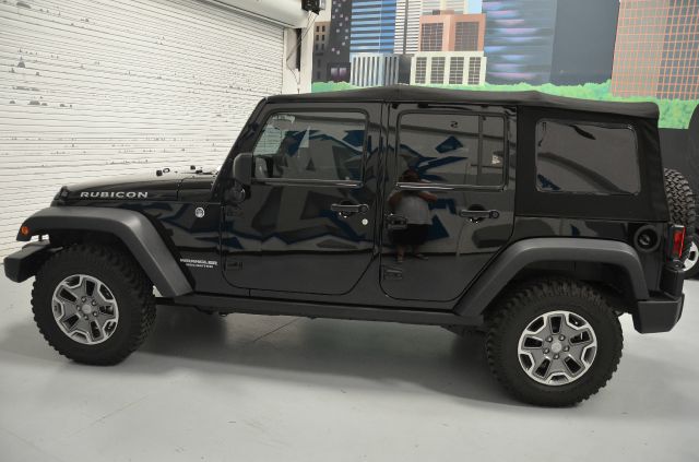 Jeep Wrangler 2013 photo 34