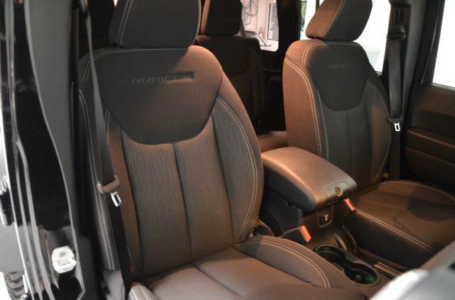 Jeep Wrangler 2013 photo 37