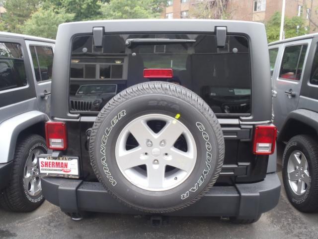 Jeep Wrangler 2013 photo 2