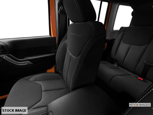 Jeep Wrangler 2013 photo 9