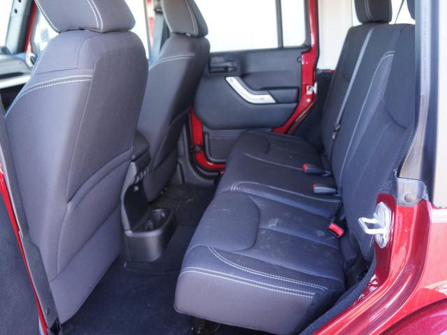 Jeep Wrangler 2013 photo 2