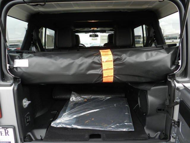 Jeep Wrangler 2013 photo 2