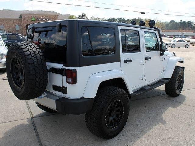 Jeep Wrangler 2013 photo 1