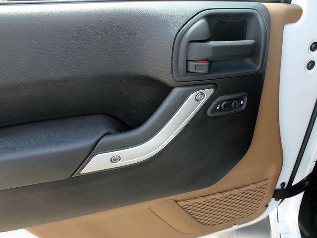 Jeep Wrangler 2013 photo 4