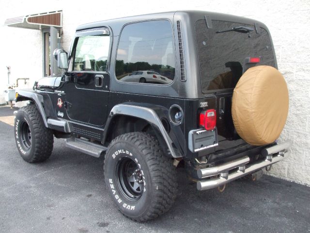 Jeep Wrangler Unlimited 2000 photo 3