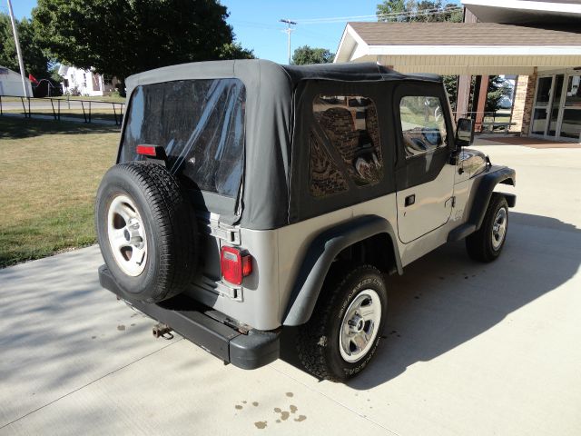 Jeep Wrangler Unlimited SE SUV