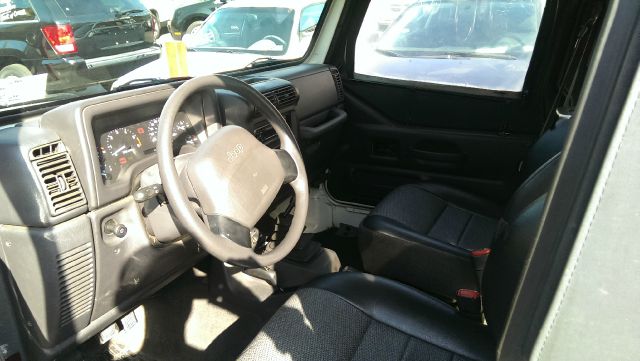 Jeep Wrangler Unlimited 2000 photo 3