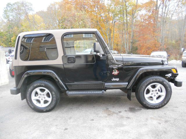 Jeep Wrangler Unlimited 2001 photo 2