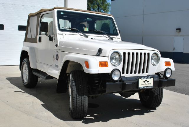 Jeep Wrangler Unlimited 2001 photo 2