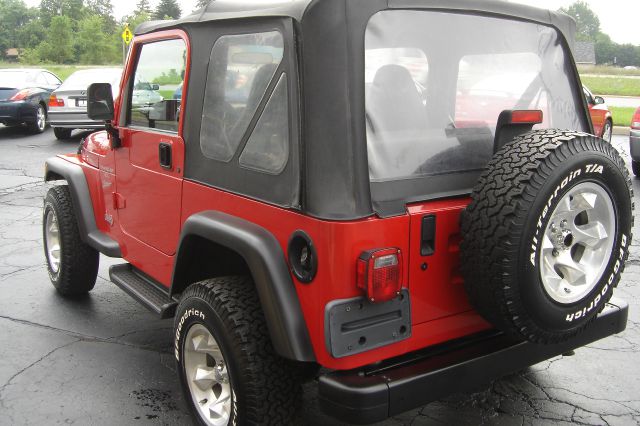 Jeep Wrangler Unlimited 2001 photo 2