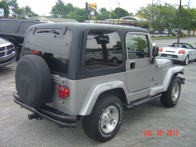 Jeep Wrangler Unlimited Prerunner Quad SUV
