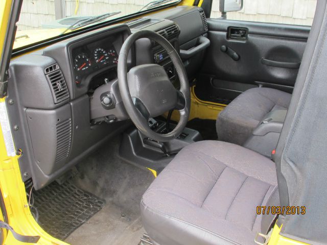 Jeep Wrangler Unlimited 2002 photo 2