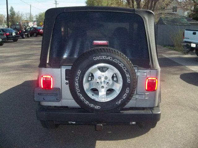 Jeep Wrangler Unlimited 2002 photo 3