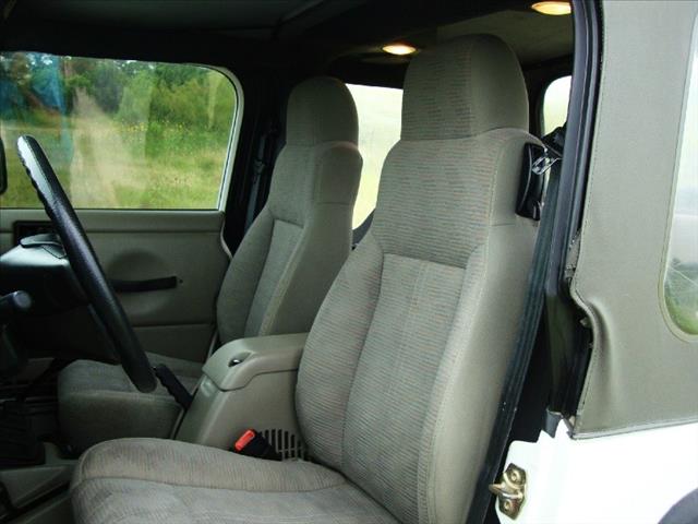 Jeep Wrangler Unlimited 2003 photo 3