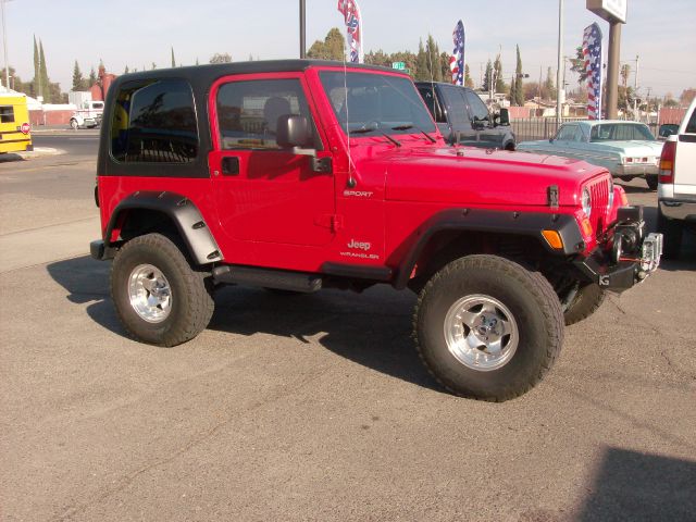 Jeep Wrangler Unlimited 2004 photo 2