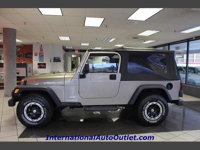 Jeep Wrangler Unlimited 2004 photo 2
