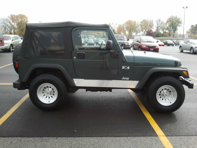 Jeep Wrangler Unlimited 2004 photo 2
