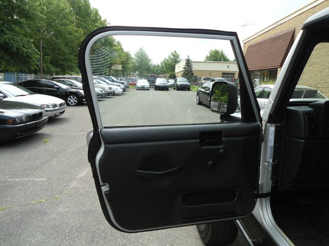 Jeep Wrangler Unlimited 2004 photo 3