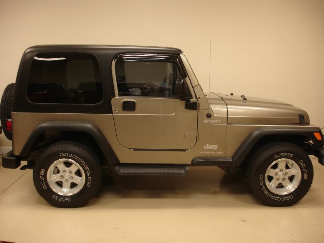 Jeep Wrangler Unlimited 2004 photo 2