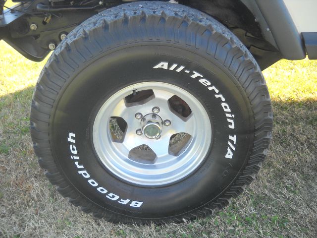 Jeep Wrangler Unlimited 2004 photo 3