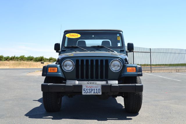 Jeep Wrangler Unlimited 2005 photo 4