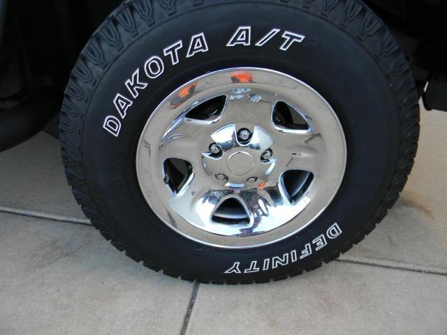 Jeep Wrangler Unlimited 2005 photo 2