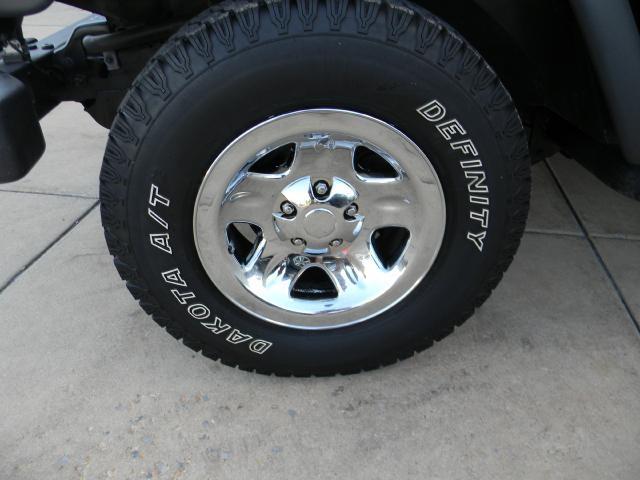 Jeep Wrangler Unlimited 2005 photo 3