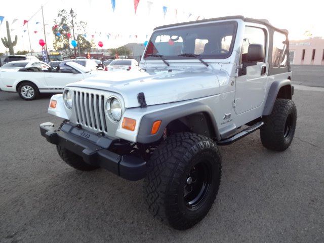 Jeep Wrangler Unlimited 2005 photo 2