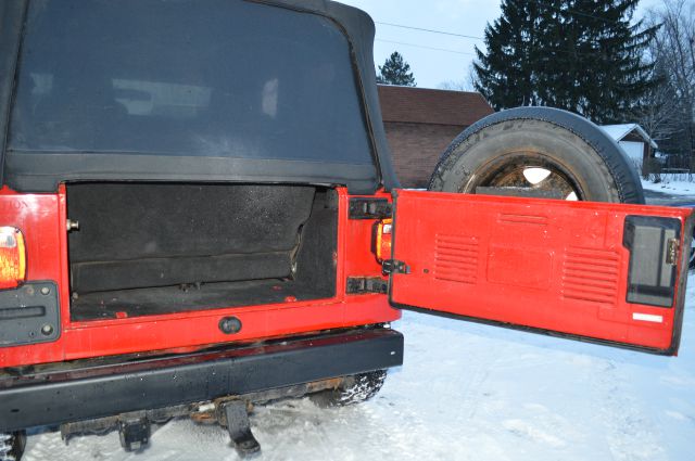 Jeep Wrangler Unlimited SW2 SUV