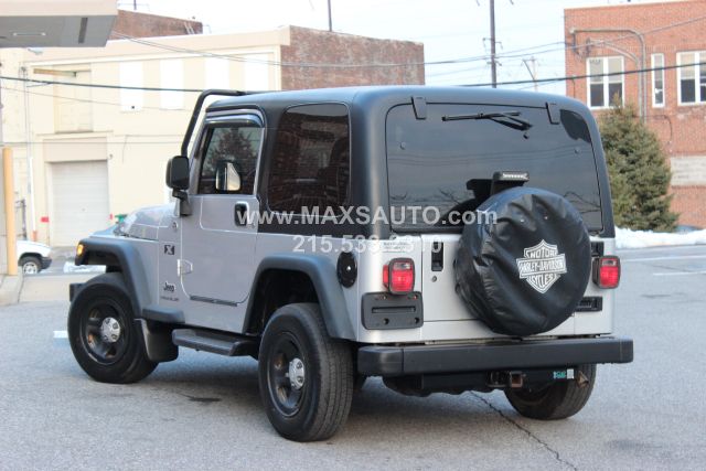 Jeep Wrangler Unlimited SW2 SUV