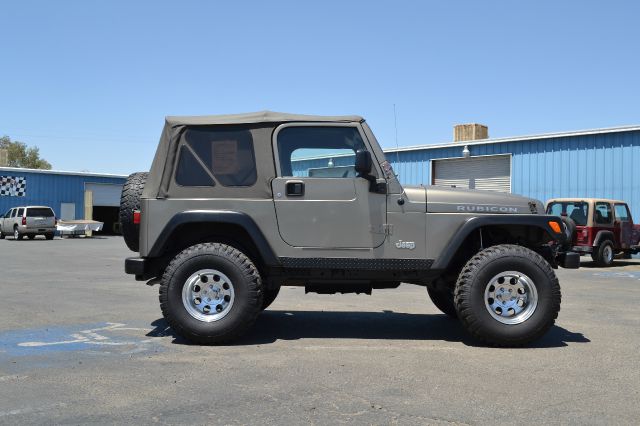 Jeep Wrangler Unlimited SE SUV