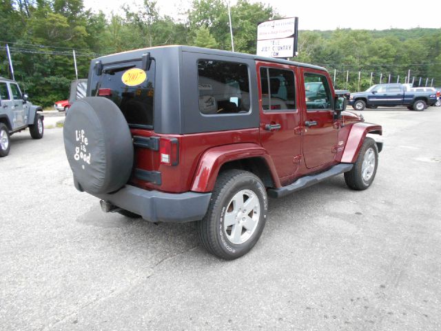 Jeep Wrangler Unlimited 1500 Extended Cargo Clean SUV
