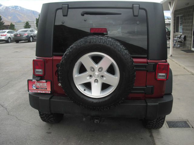 Jeep Wrangler Unlimited X-cab Sport SUV