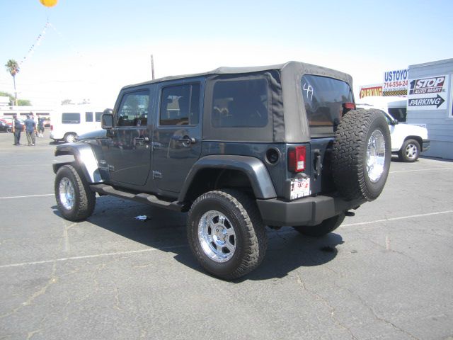 Jeep Wrangler Unlimited 2007 photo 2