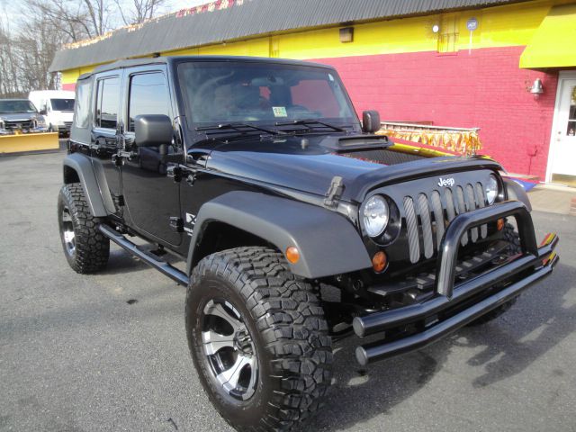 Jeep Wrangler Unlimited 300 Limited SUV