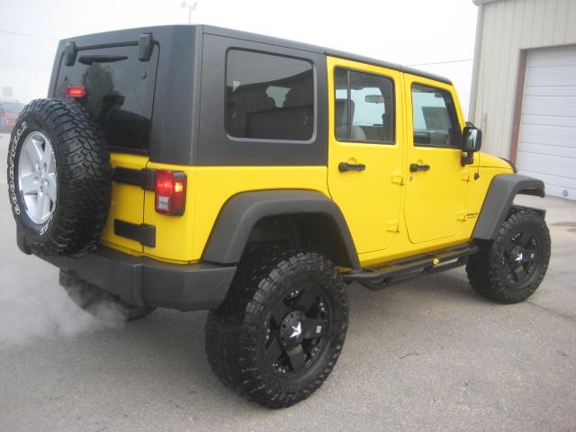 Jeep Wrangler Unlimited 2008 photo 2