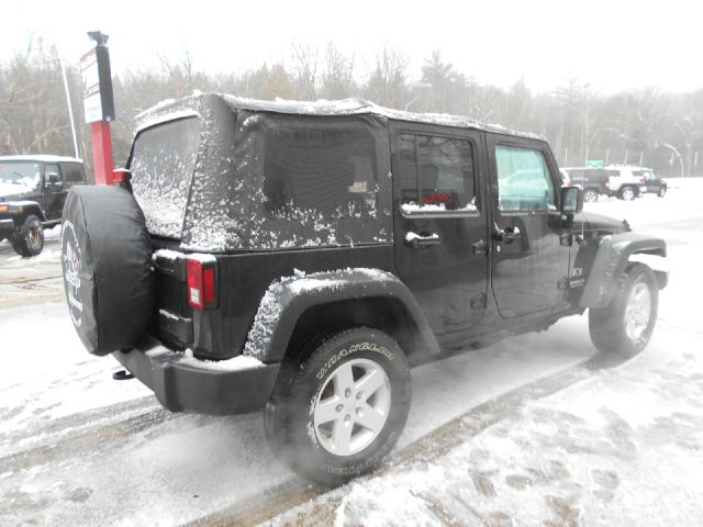 Jeep Wrangler Unlimited 2008 photo 2