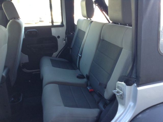 Jeep Wrangler Unlimited 2008 photo 2