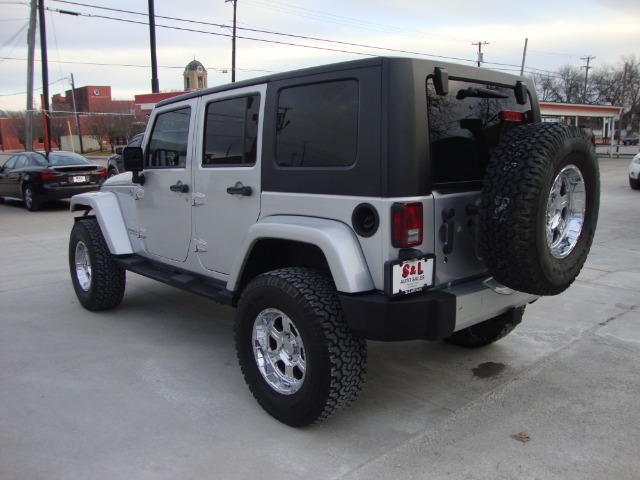 Jeep Wrangler Unlimited 2008 photo 2