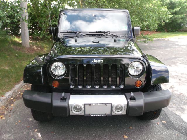 Jeep Wrangler Unlimited 1500 Extended Cargo Clean SUV