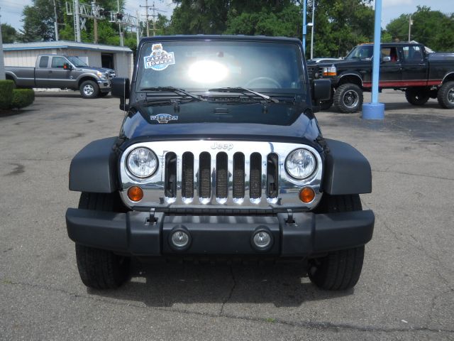 Jeep Wrangler Unlimited 1500 Extended Cargo Clean SUV
