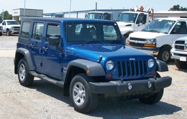 Jeep Wrangler Unlimited 2010 photo 4