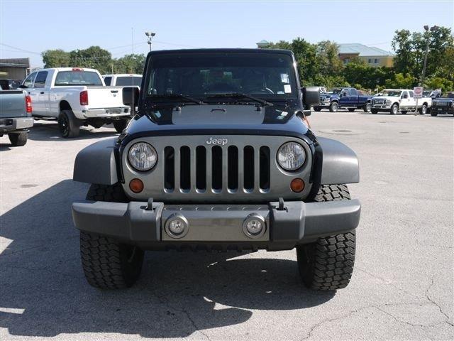 Jeep Wrangler Unlimited 2010 photo 1